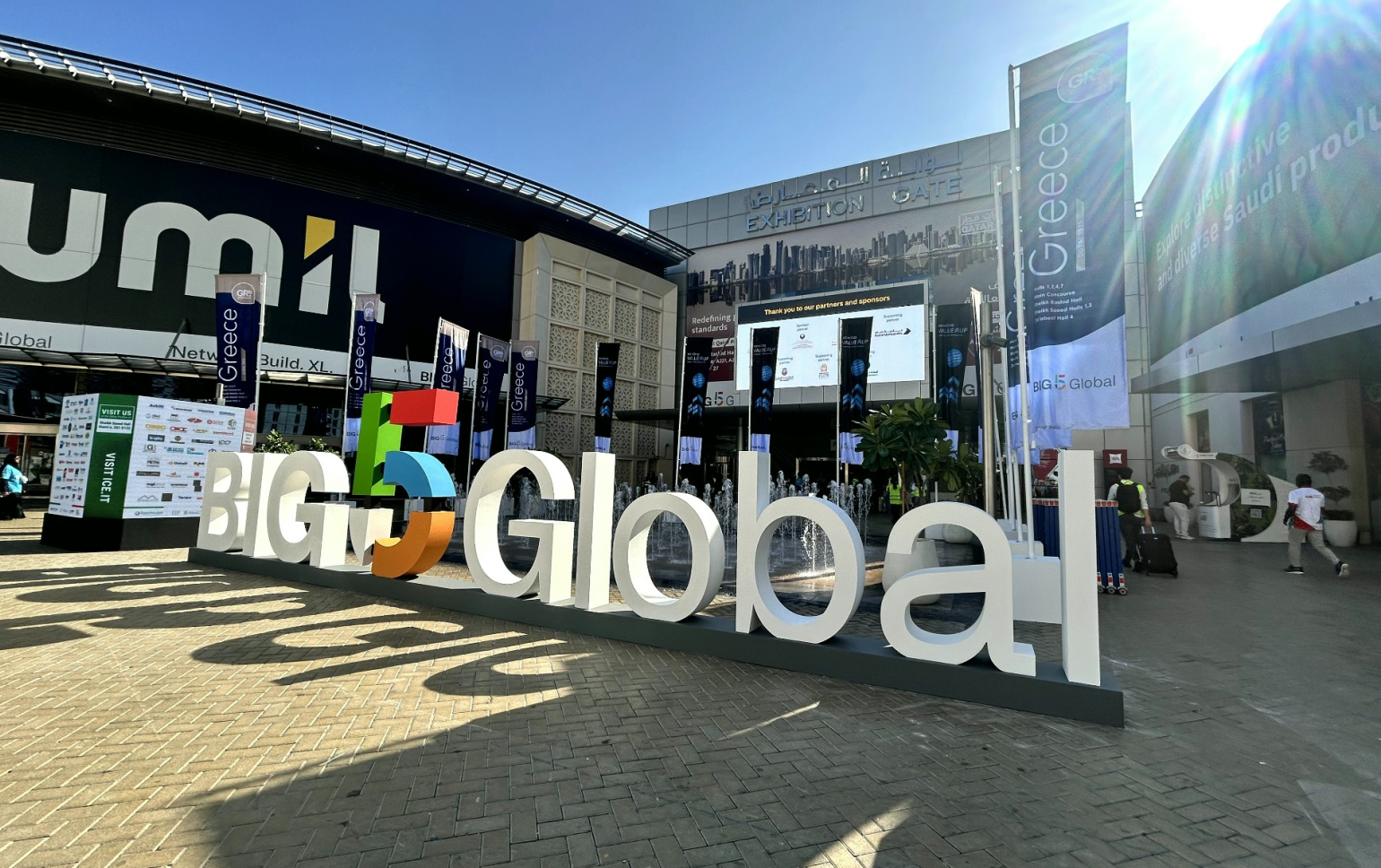 Shining at Dubai BIG5: An Aluminium New Materials Takes Centre Stage in International Building Materials Zone, Reaping Fruitful Results! 